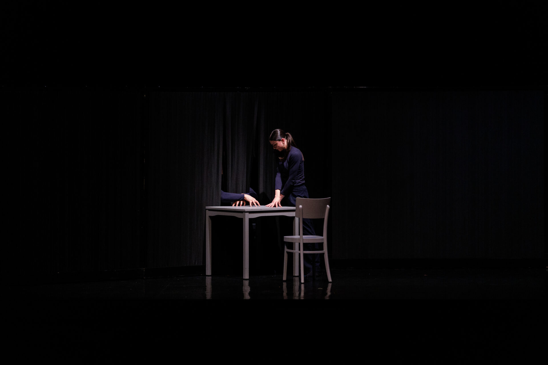 CCN/Aterballetto – Il mondo dei quasi – ph. Francesco Bondi