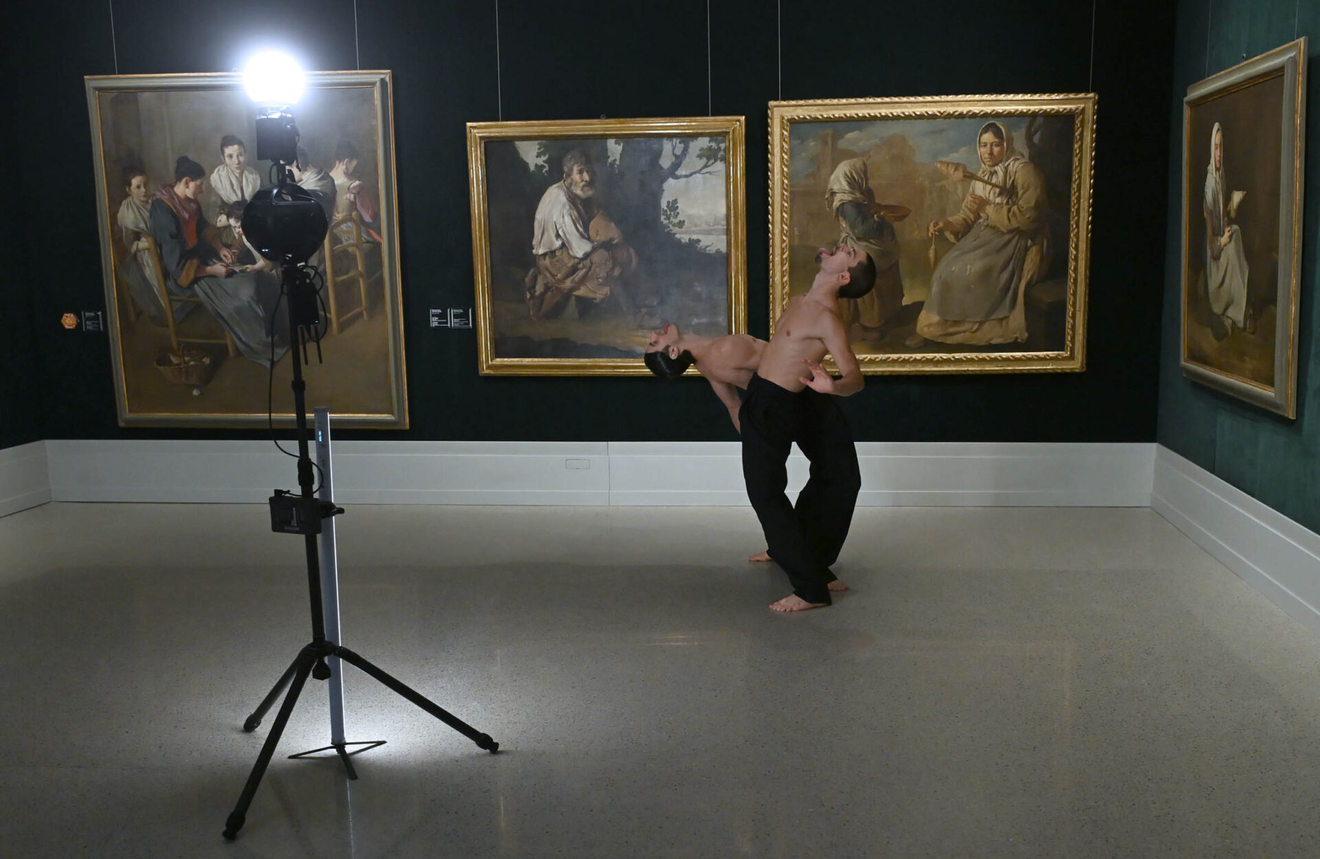 Danza e Tecnologia. Aterballetto per Brescia Musei. Progetto Double Reality.